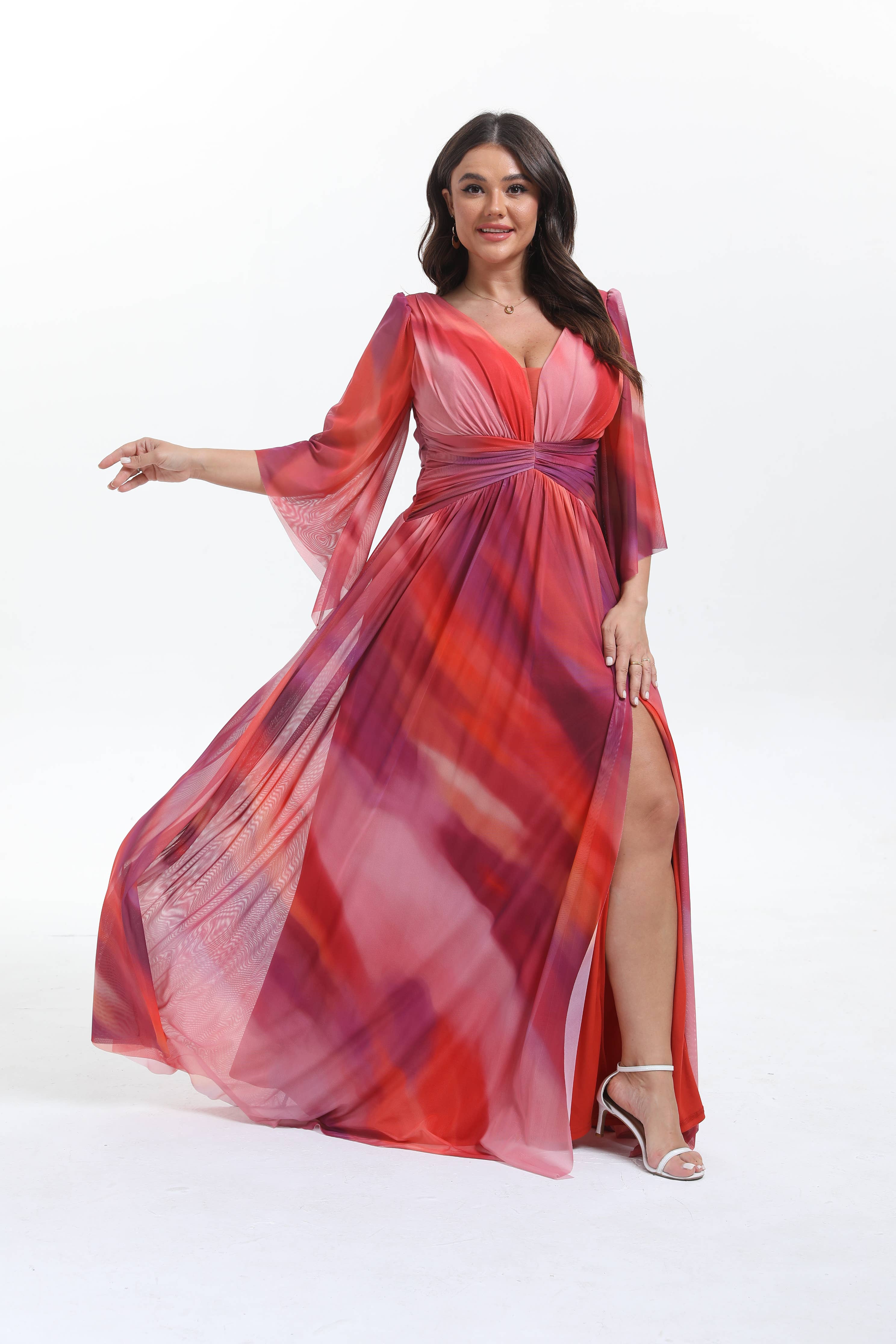 Lucas & Emma - Sarl RJ & co - Wholesale Dress - Women's - Plus size long flared dress with mid-length sleeves 2537-12