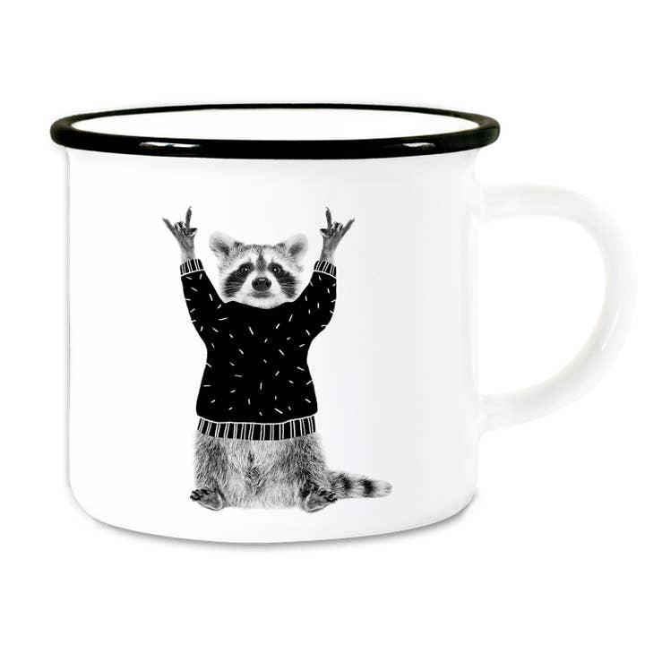 Mug en céramique Robby Raccoon pour la vente par Mira Mito
