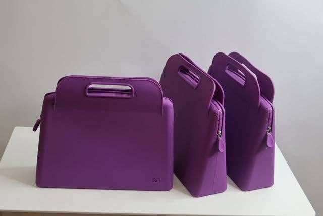 ibiG Bags & Accessories - Vendita all'ingrosso Pochette - Donna - Borsa ibiG Grande (Large). Facile da pulire. Chiusura con cerniera.8