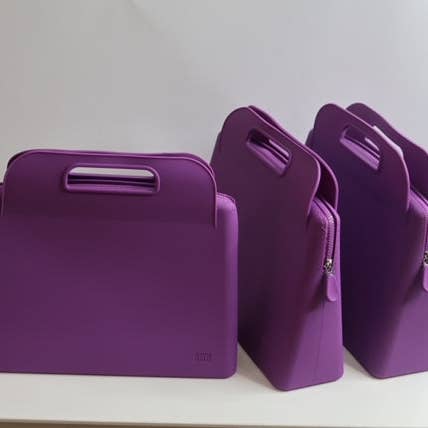 ibiG Bags & Accessories - Vendita all'ingrosso Pochette - Donna - Borsa ibiG Grande (Large). Facile da pulire. Chiusura con cerniera.8