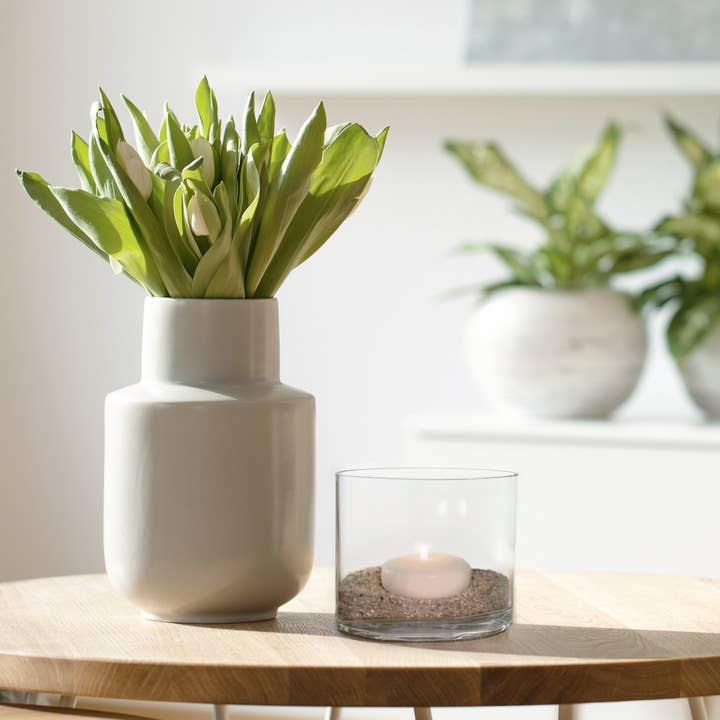 Jacobson - Wholesale Vase - Fish Eye Oval Glass Vase - 4"W x 6"L x 5.5"H - Box of 12