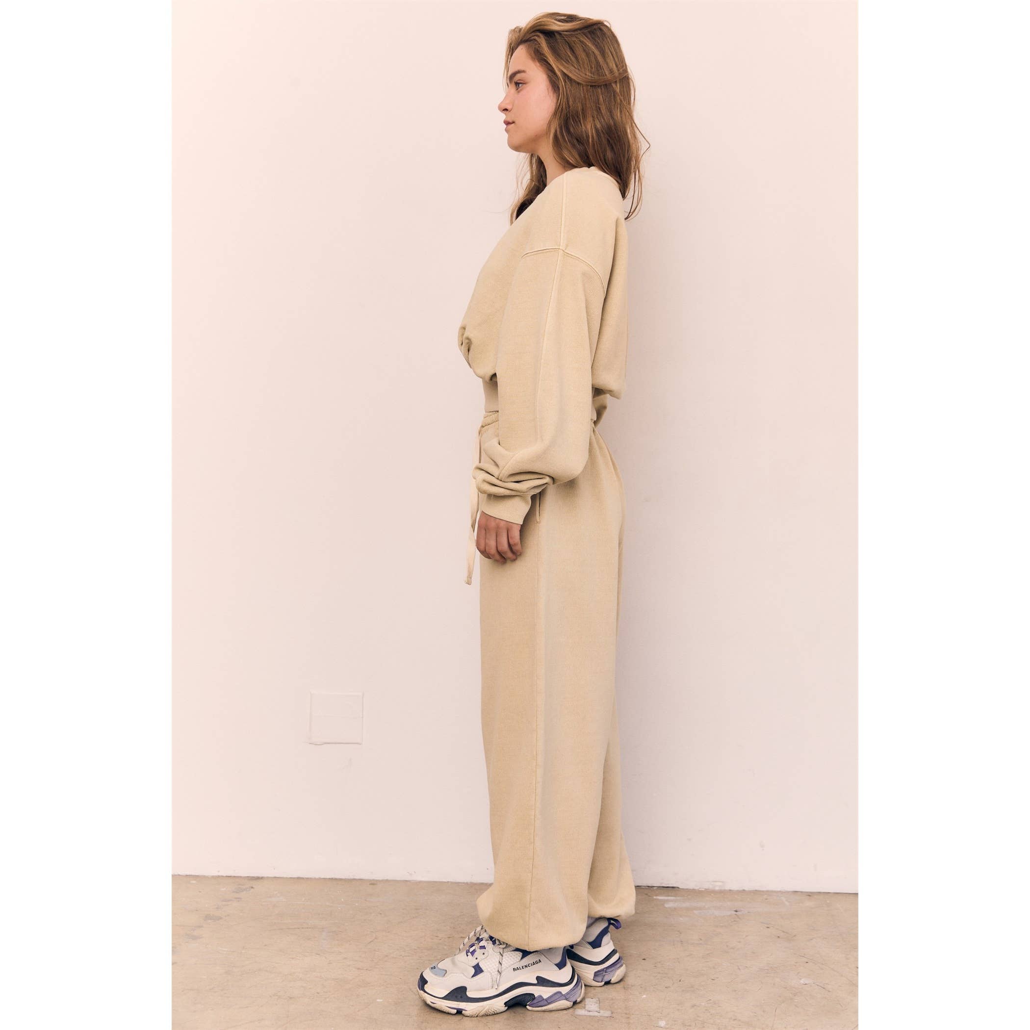 The Blank Lab - Wholesale Sweatshirt - Women's - Acid Wash Cropped Balloon Sweatshirt (AAB700_ACD)2