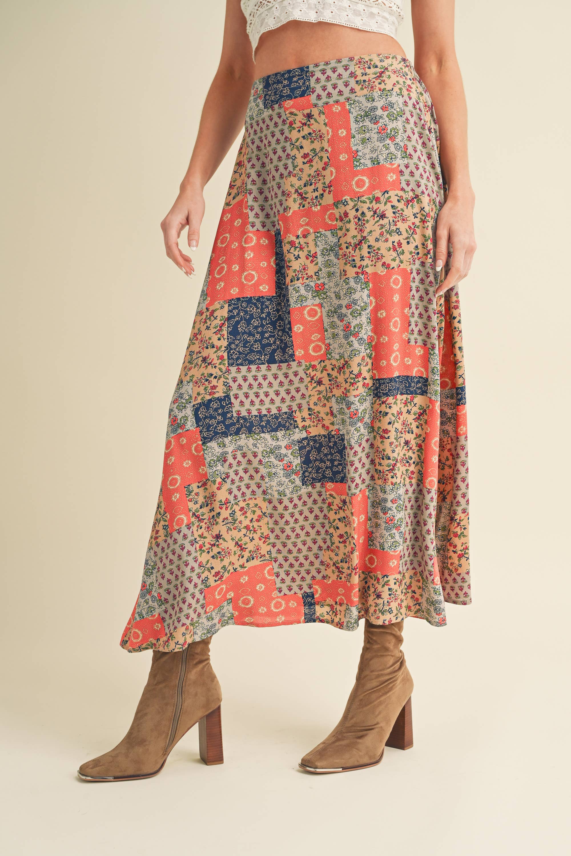 AEMI + CO - Wholesale Skirt - Women's - 773DN Bradyn Print Skirt15