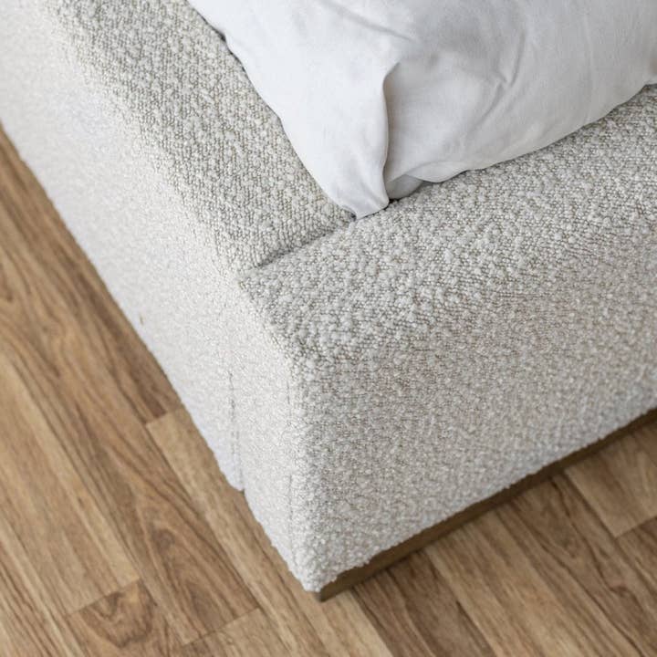 Style In Form - Wholesale Bed - Faye Queen Bed - Off White9