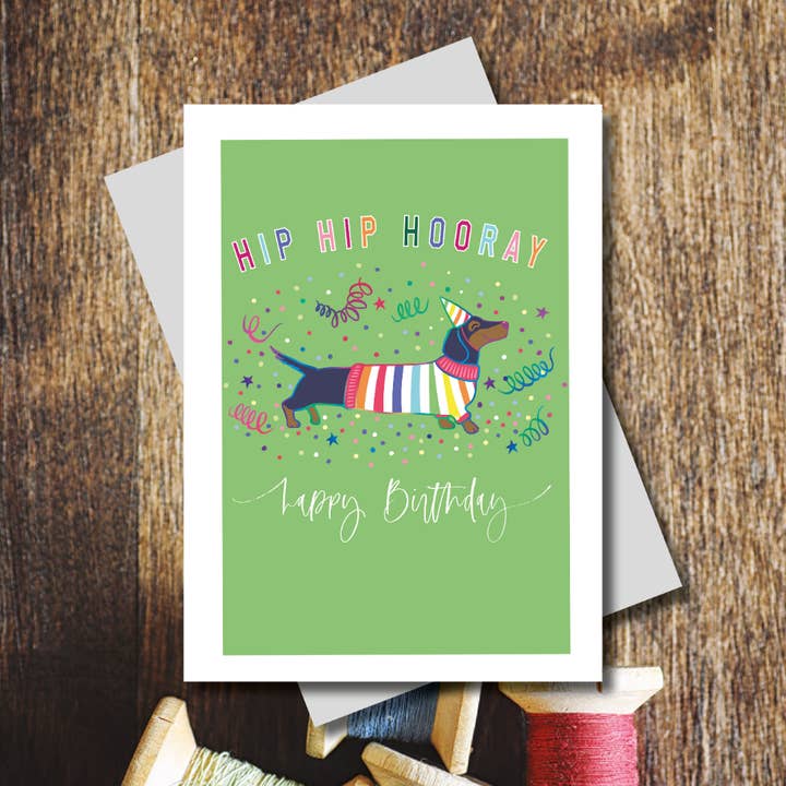 Marina B - Vente Cartes d'anniversaire - Carte de vœux Confetti Celebration Birthday Sausage Dog