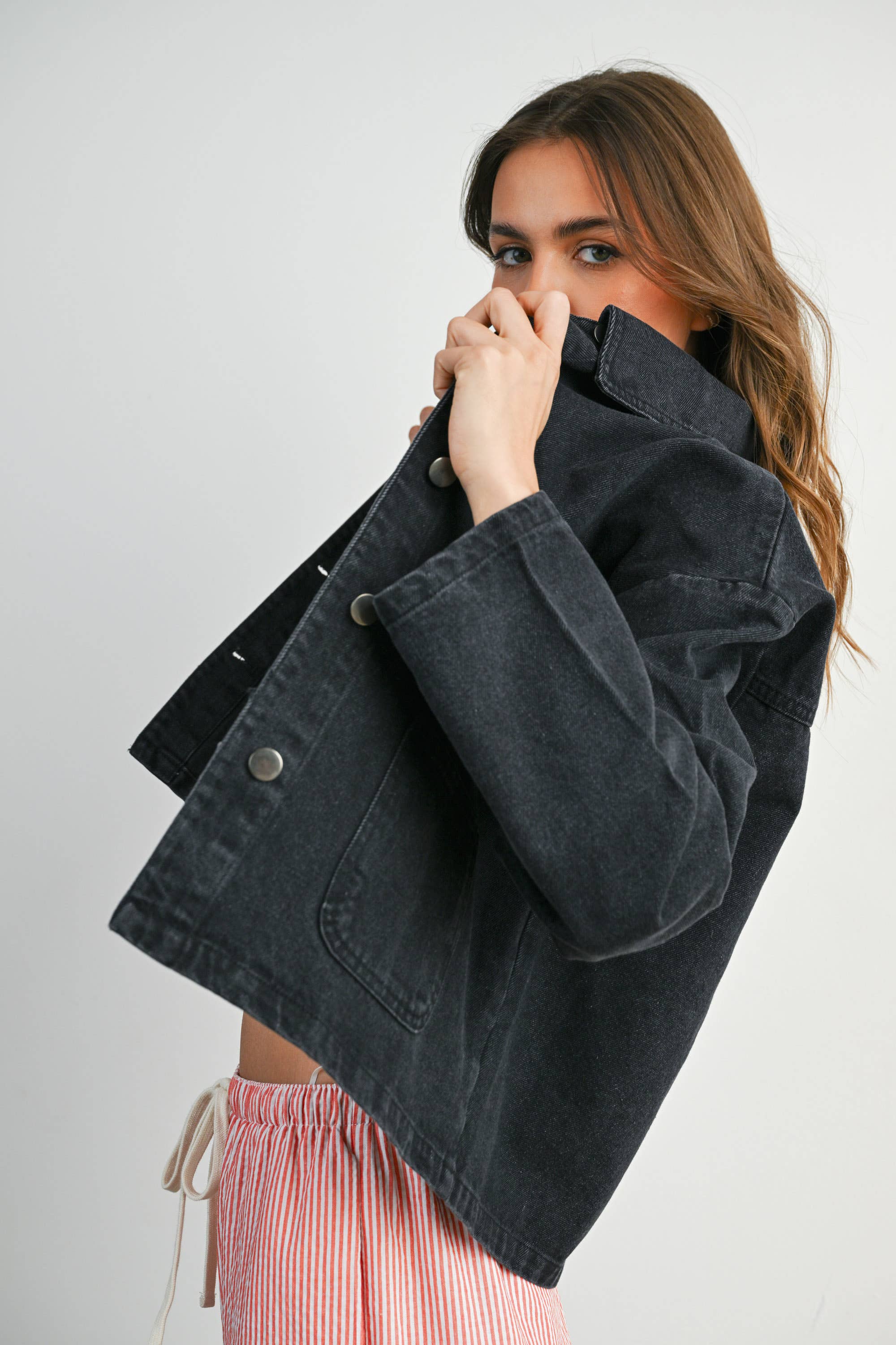 BUTTERMELON - Wholesale Denim Jacket - Women's - Button-Down Jacket with Shirt Collar and Pockets - BMJ782121