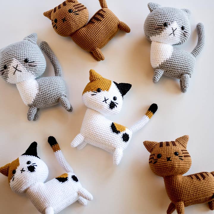 Cat Plush Toy for wholesale by Hemsin Atelier