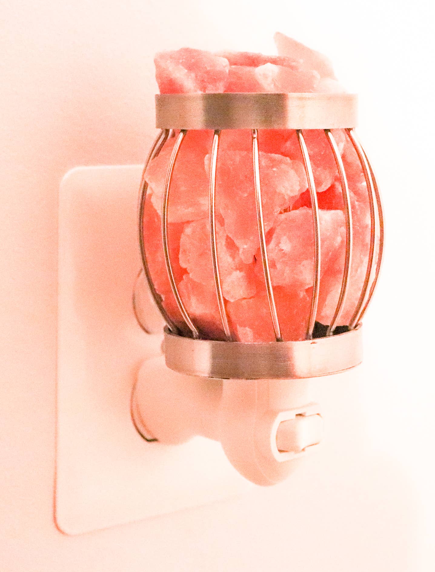 Himalayan Secrets - Wholesale Night Light - Stainless Steel Basket w/ Salt Rocks- Night Light5