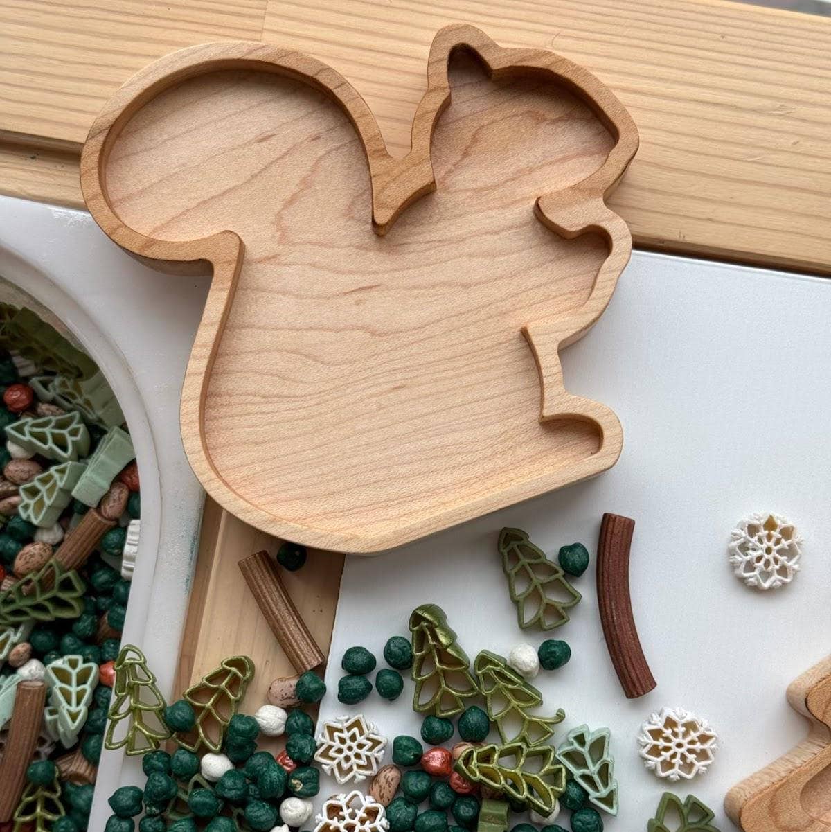 Carved Together Co – Brinquedo de madeira - Crianças por atacado – Tabuleiro Sensorial Mini Esquilo7