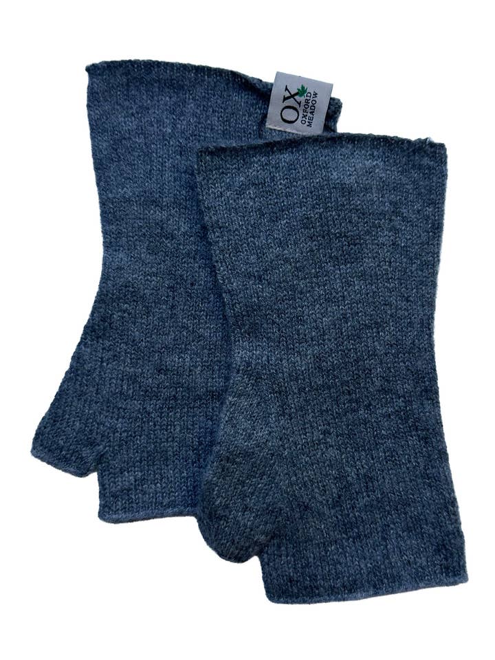 Guantes sin dedos Ox Haven cortos color ceniza unisex para venta al por mayor de Oxford Meadow Cashmere