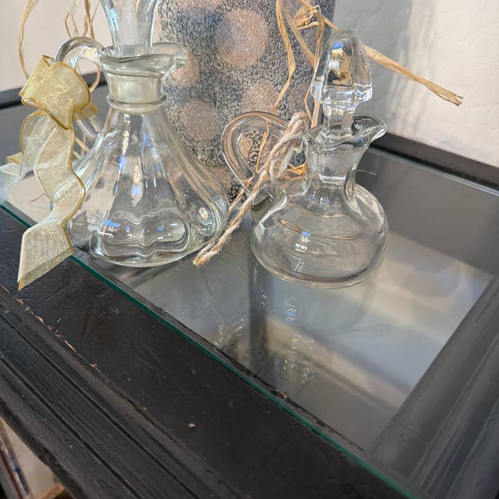 Contenitori antichi per profumi o oli ~ SPEDIZIONE OGGI! per la vendita all'ingrosso da parte di Serenity Collective