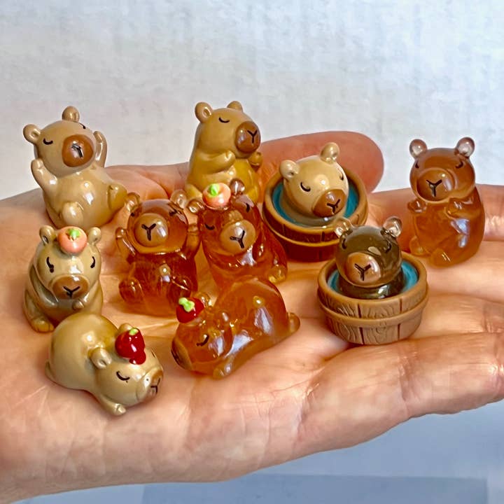 BCmini - Wholesale Decorative Figurine - 71909 Capybara Miniature Figurines-1003