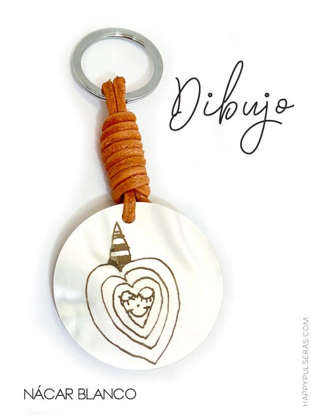 Porte-clés en nacre blanche de 40 pouces et cuir gravé avec motif. pour la vente par Happypulseras