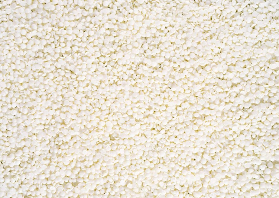 Allure CA - Wholesale Craft Supplies - Natural Pillar Wax Blend - %100 SoyWax - Mold Candles2