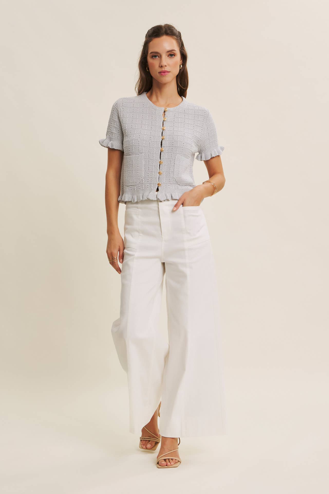 in february – Calças - Mulher por atacado – CALÇAS ESSENCIAIS DO DIA A DIA ELÁSTICAS DE PERNA LARGA E COMPRIMENTO ATÉ AO TORNOZELO40