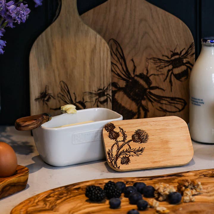 Weiße Butterdose - Thistle Trio für den Großhandel von Selbrae House Ltd