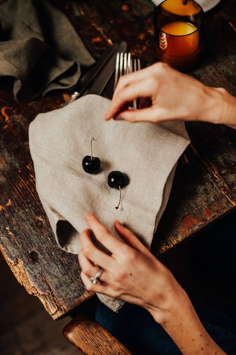 Old Green – wholesale Dinner & cloth napkin – Natural Linen Napkins2