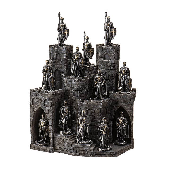 Pacific Trading – wholesale Decorative figurine – Medieval Castle Display with 12 Knights1