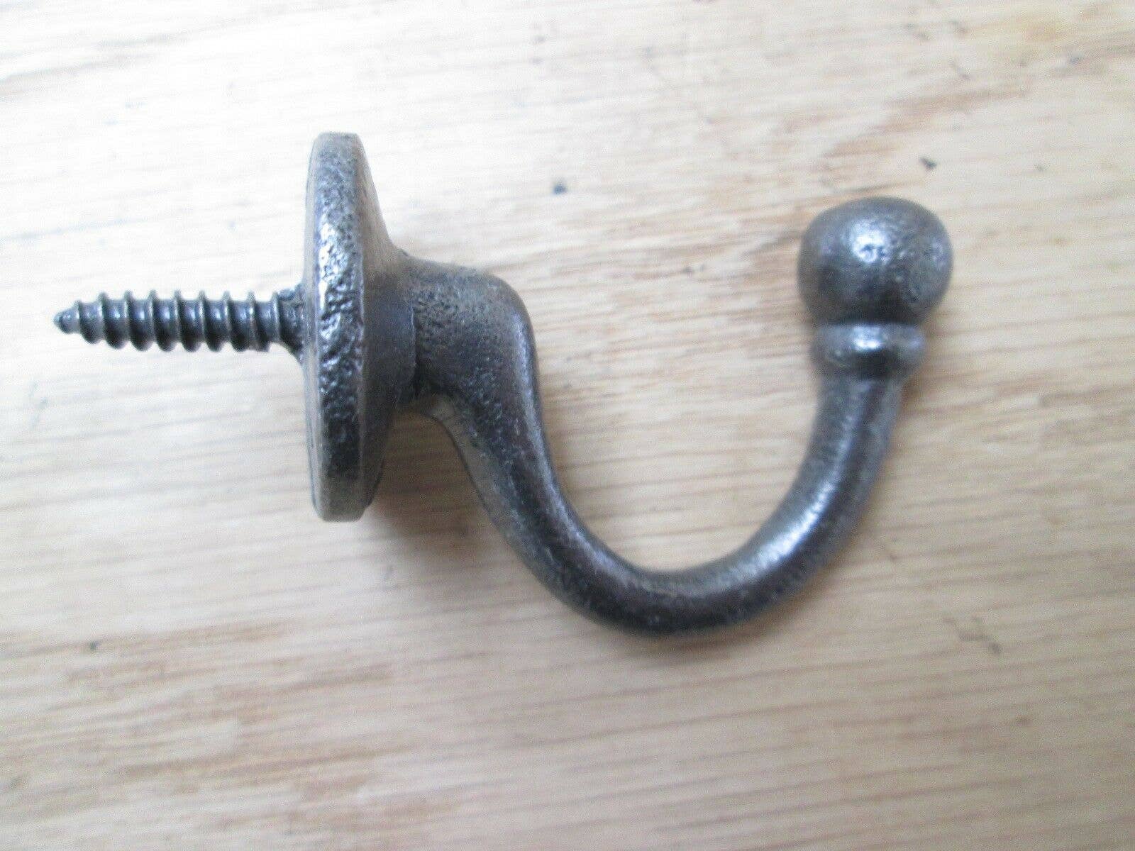 IronmongeryWorld – wholesale Wall hook – Screw in ball hook Antique Iron0