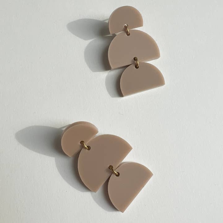 Mingled - Vente Boucles d'oreilles pendantes - Izzy - Boucles d'oreilles pendantes taupe et rose poussiéreux5