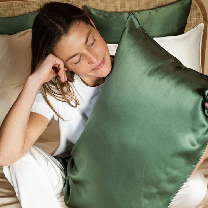 Emily's Pillow – wholesale Bedding pillowcase/sham – 100% Pure Mulberry Silk Pillowcase