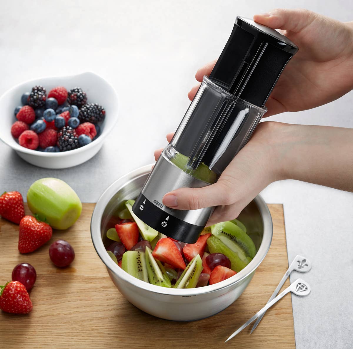 Gefu GmbH - Wholesale Kitchen Tool/Gadget - Vegetable and fruit cutter FLEXICUT2