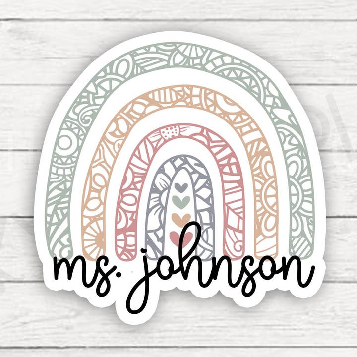 Nombre de profesor personalizado: pegatina boho con forma de mandala arcoíris, pegatina mate, pegatina resistente a la intemperie, para tu portátil, botella de agua y más para venta al por mayor de Sticky Pineapple Co