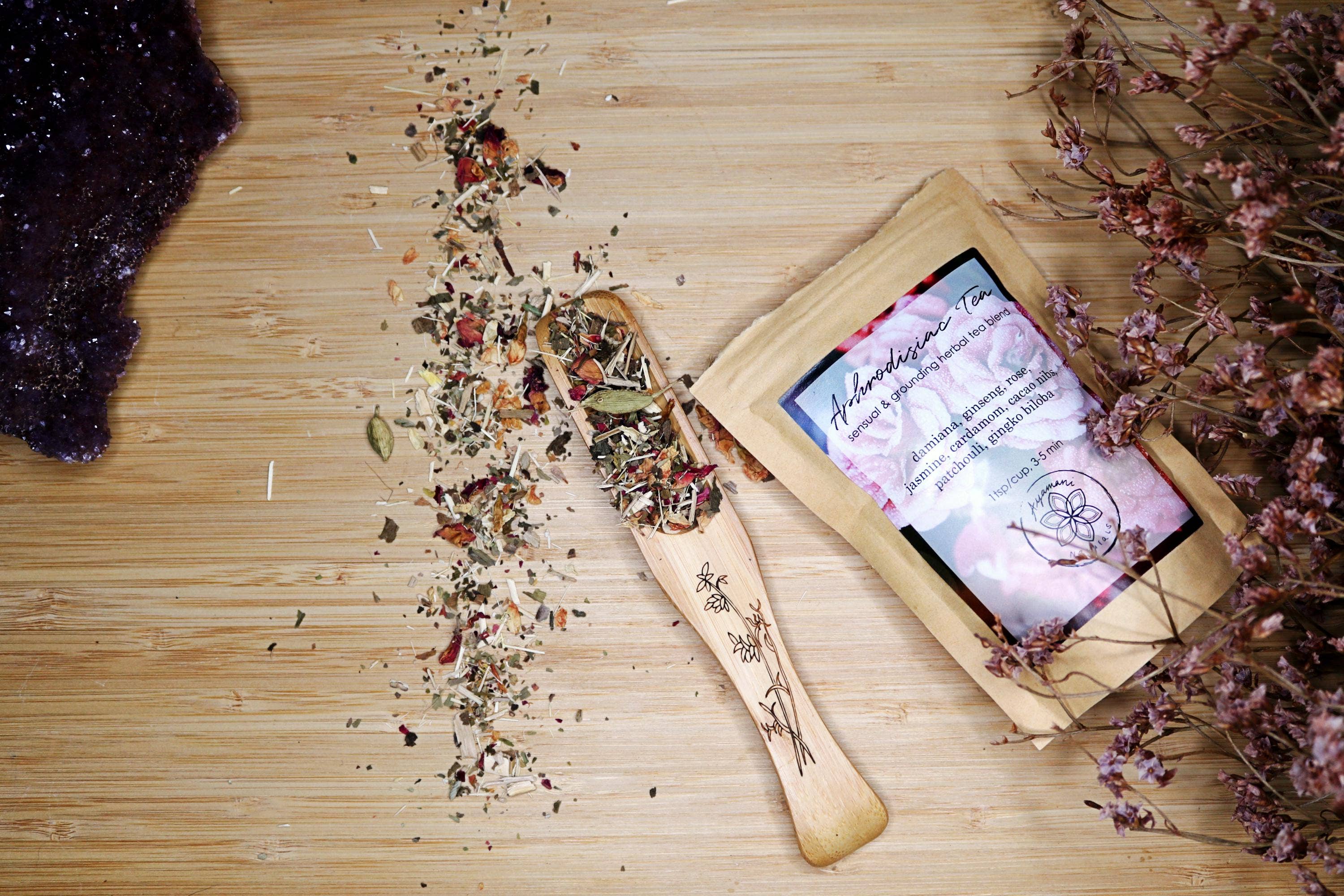 Ayamani Naturals - Wholesale Loose Tea - Aphrodisiac Tea with Damiana, Ginseng, Cacao, Rose, Cardamom9