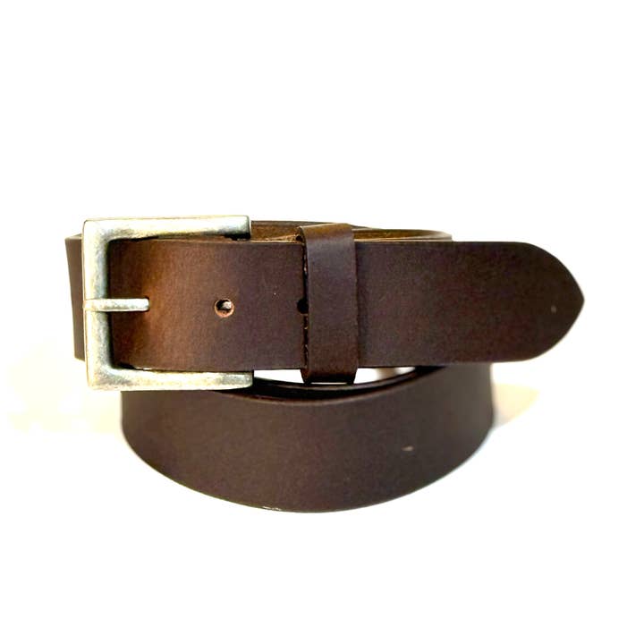 Ceinture en cuir marron avec boucle argentée Jeans pour la vente par Greenwood Leather