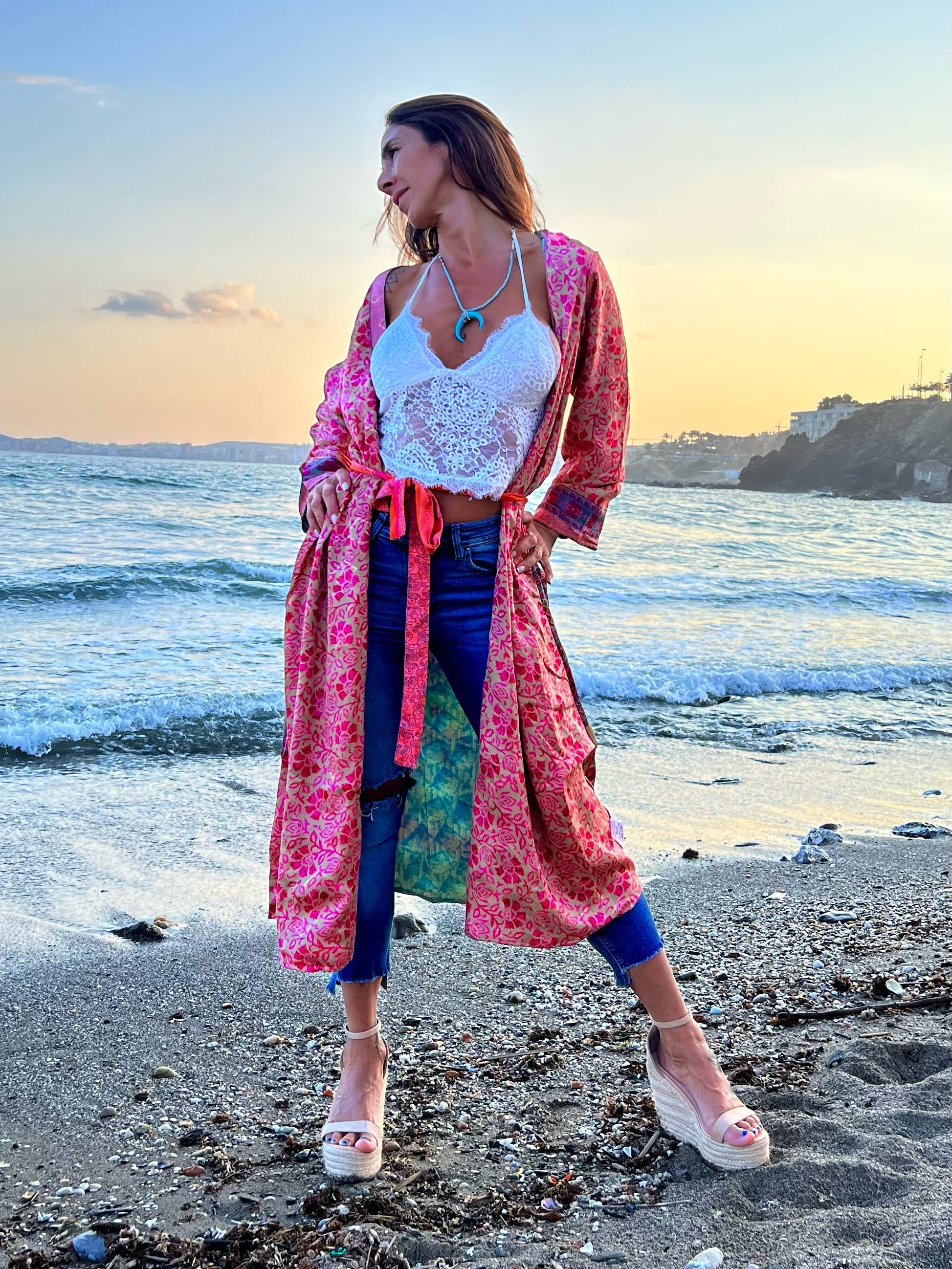 Kinomy - Wholesale Kimono - Women's - Varied reversible long kimonos (118 cm) Pack 20, boho.10