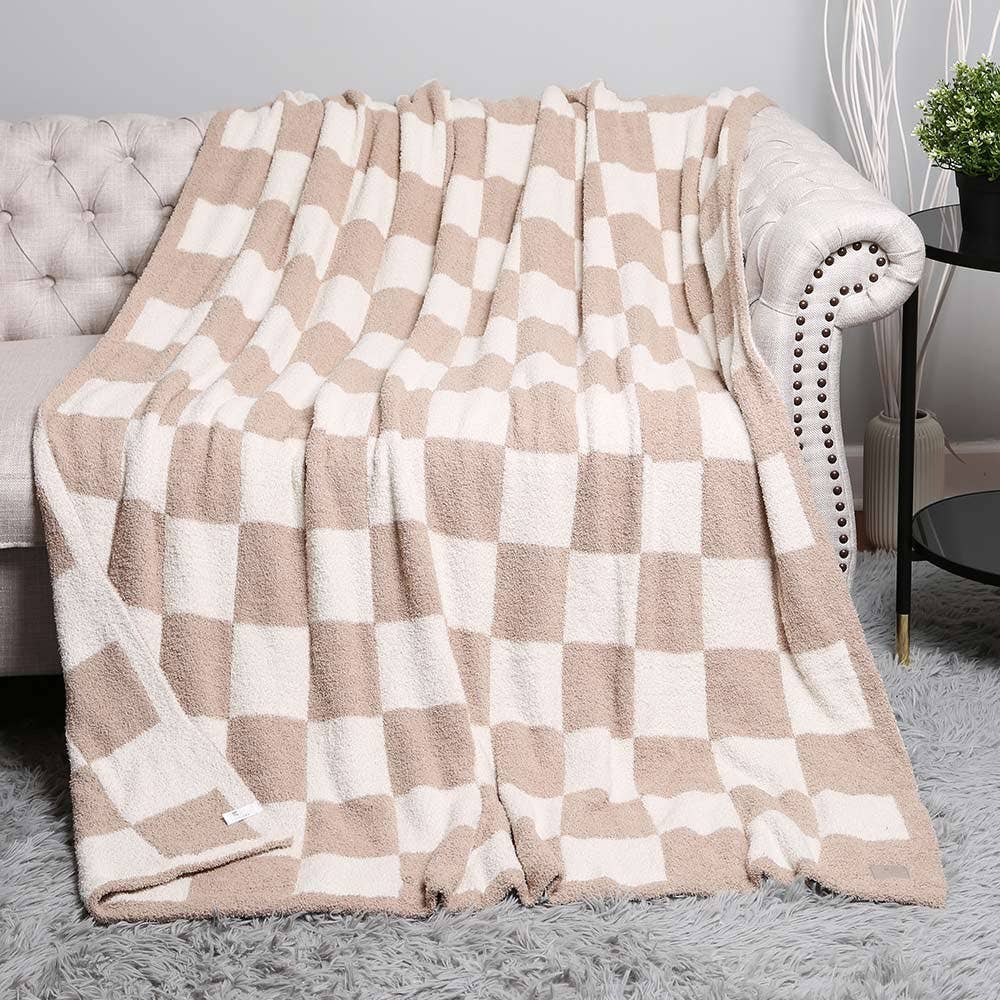 Sensibling Corp. – wholesale Throw blanket – Reversible Checkerboard Patterned Throw Blanket
38