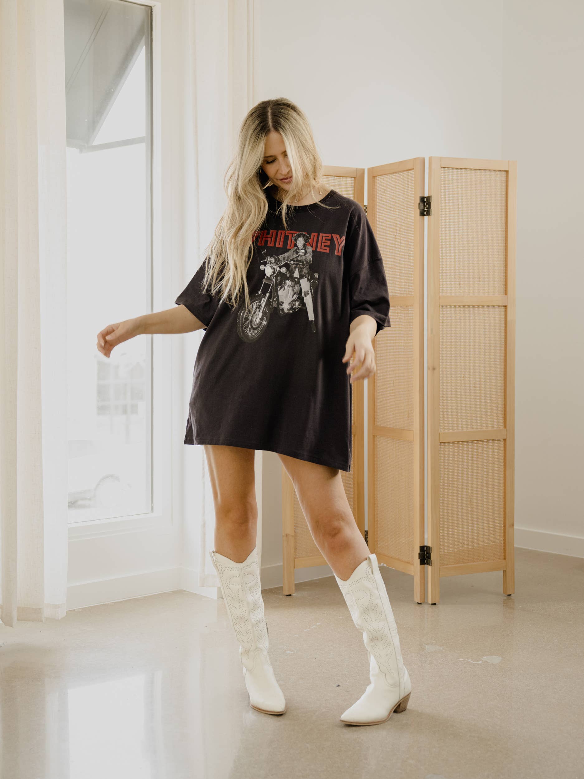 LivyLu - Wholesale T-Shirt (Graphic) - Unisex - Whitney Houston Motorcycle Black Licensed Hi-Dive Tee7