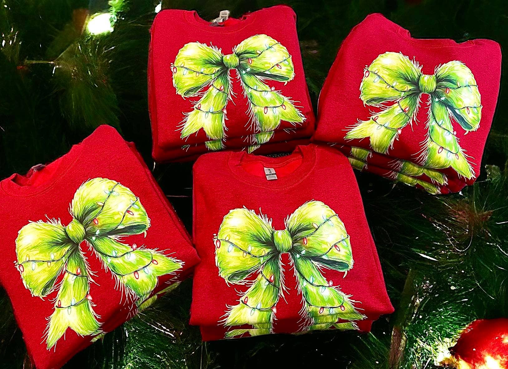 Lasting Impressions CT – wholesale Graphic sweatshirt – Women’s – WS Green Guy Furry Bow Christmas Graphic Sweatshirt