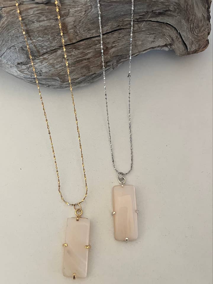 Collana Luna per la vendita all'ingrosso da parte di jools & joplin