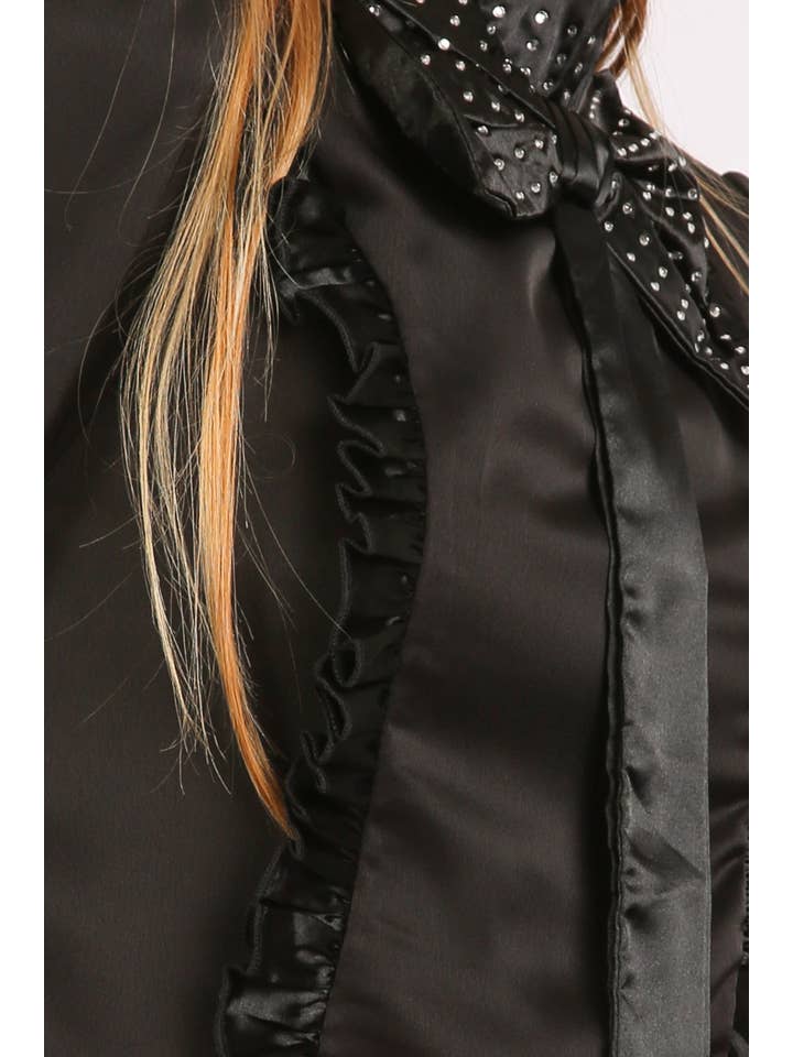Sort Rhinestone Ruffled Satin Sløjfe Crop Bluse PC2634-L for engroshandel på Faire4