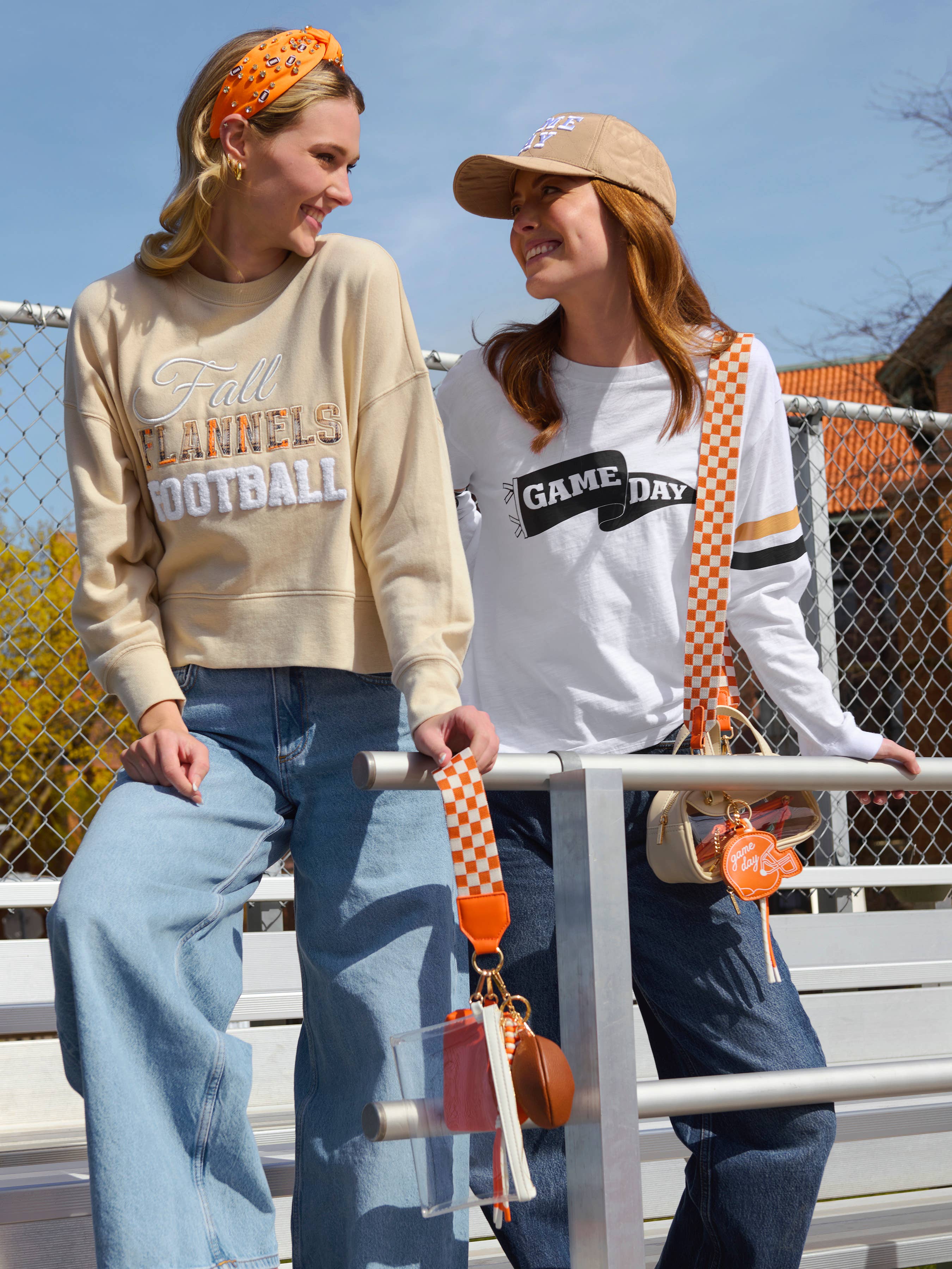 Shiraleah - Wholesale Keychain - Women's - HELMET BAG CHARM/KEY RING11