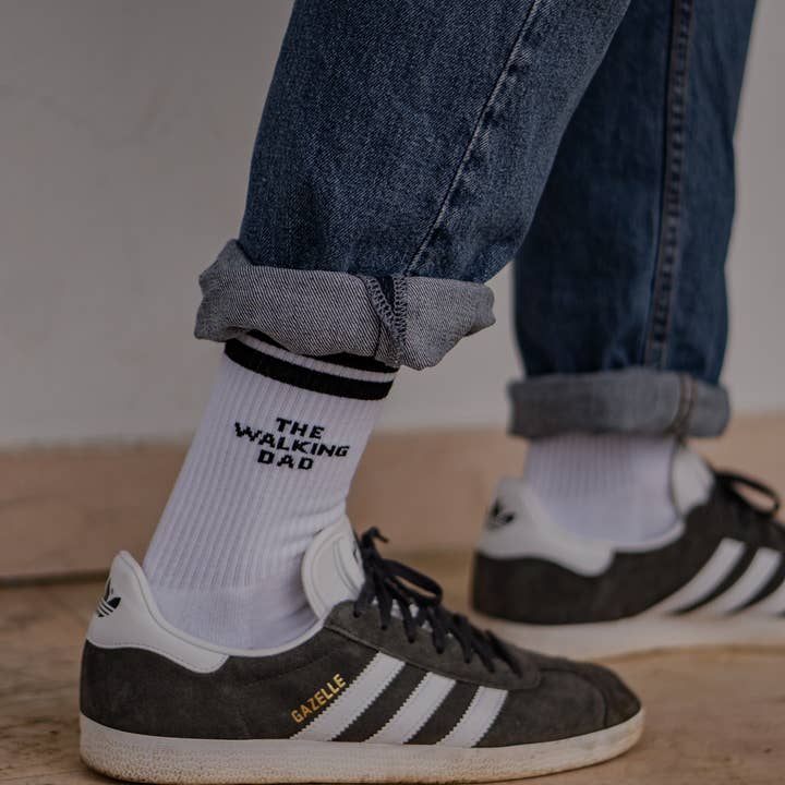 Crew Socks weiß mit Statement THE WALKING DAD und andere Ergebnisse für deutsche unterwäsche im Großhandel. Kostenlose Rücksendungen und 60-Tage-Zahlungsziel auf Faire im Trend auf Faire.