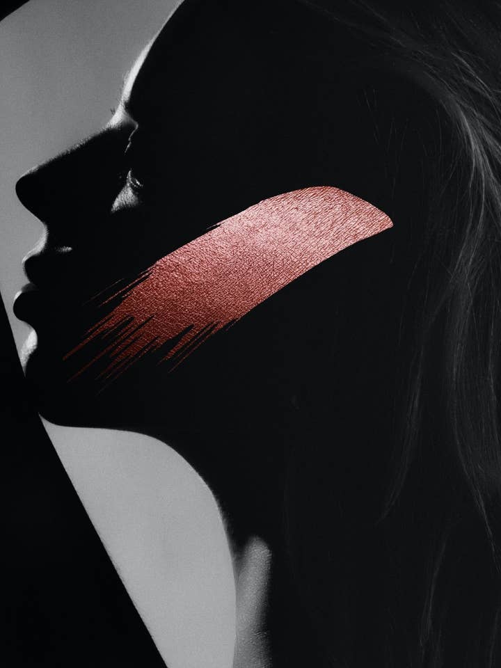 Taglilien | Neutrales wasseraktiviertes Make-up für den Großhandel von Sweet SXM Beauty