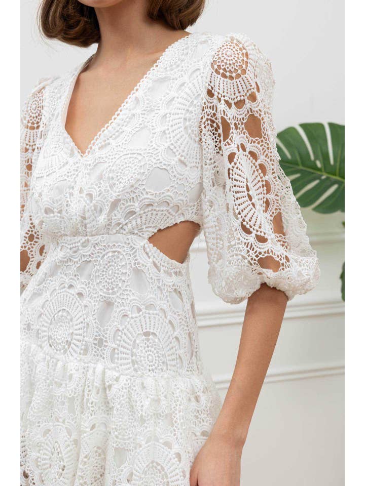 Chilli Girl Collection - Wholesale Dress - Women's - V-neck broderie dress with cut-outs on the waist 4