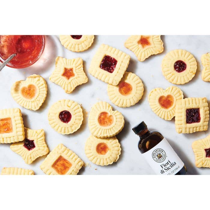 HIC - Harold Import Co. - Wholesale Kitchen Tool/Gadget - King Arthur Thumbprint Cookie Cutters 4-Piece Set8