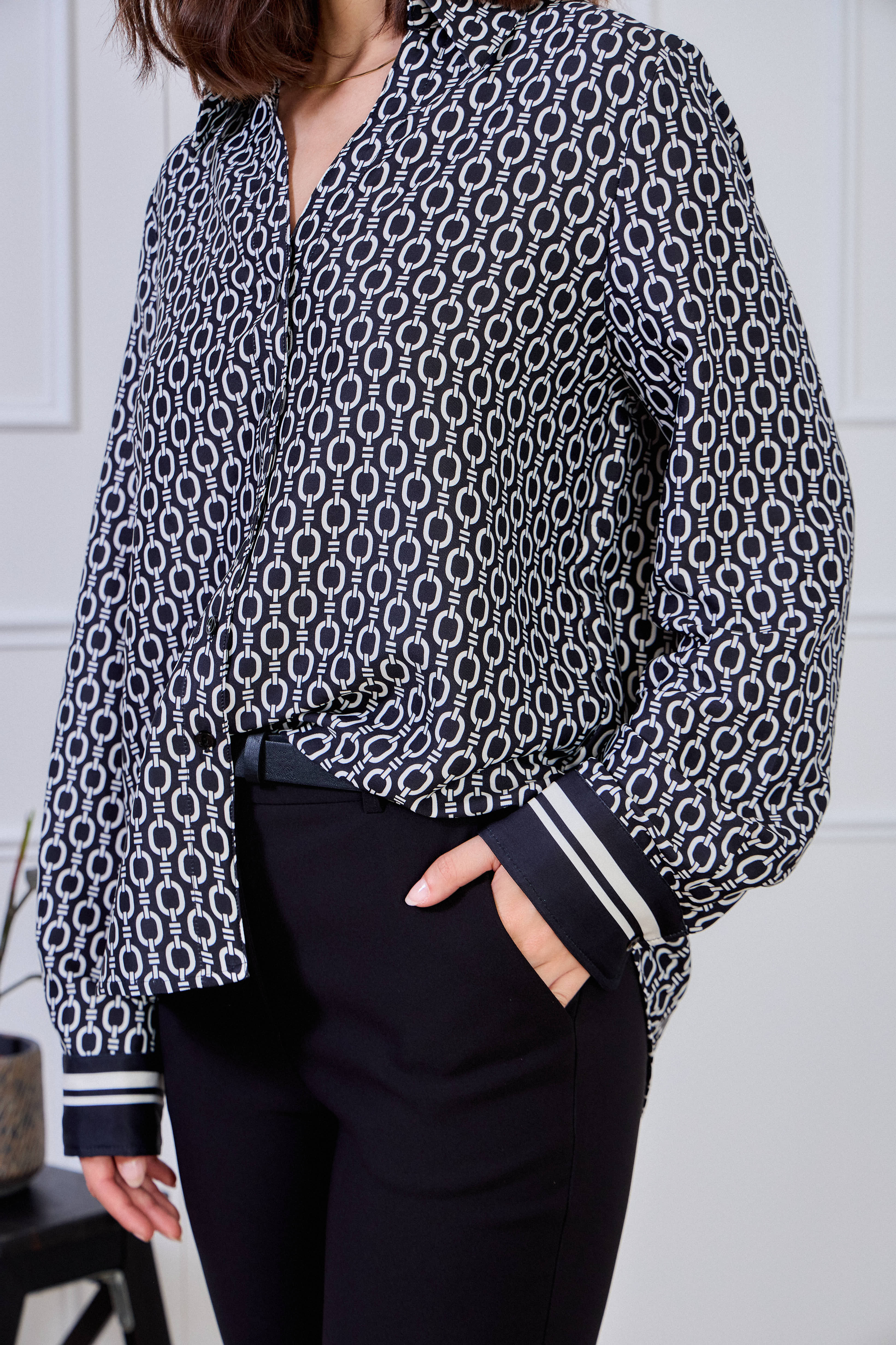 LULUMARY - Wholesale Overhemd met knopen - Dames - Kettingprint overhemd CH352A23