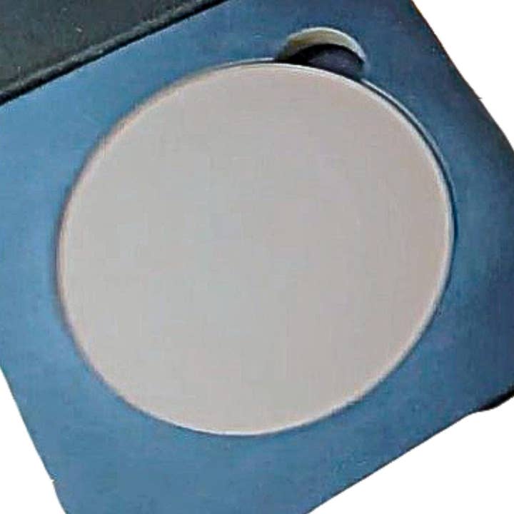 Mettalusso Inc - Wholesale Face Mineral Powder - Mettalusso MAKEUP MANAGER Vegan Translucent Pressed Setting Powder3