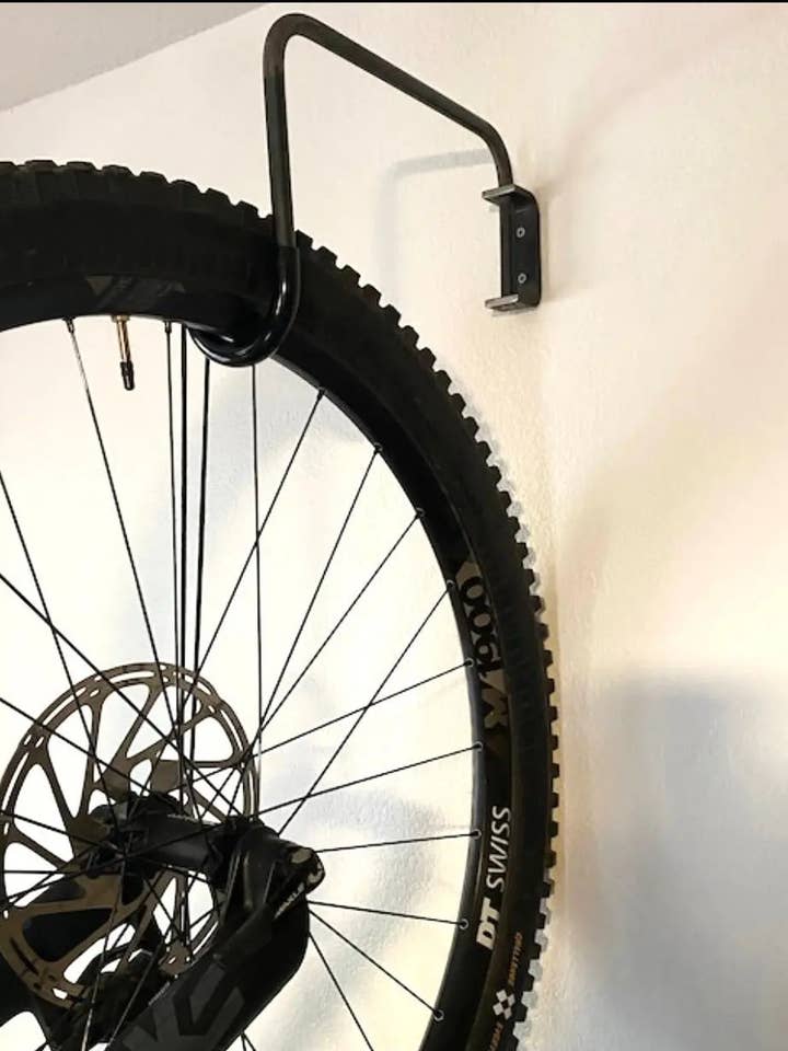 Logan Väggmonterad Cykelhållare för wholesale av Industrial Farm Co