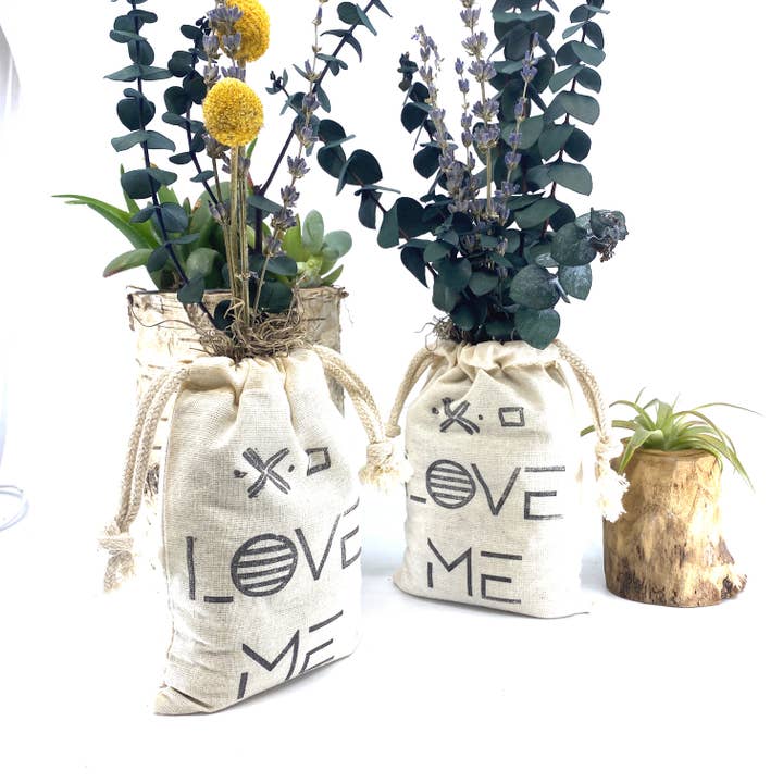 Sunsum Intentional Living - Wholesale Dried/Pressed Flowers - Sack of Flowers, Love Me, Organic, Dried Flower Bouquet8