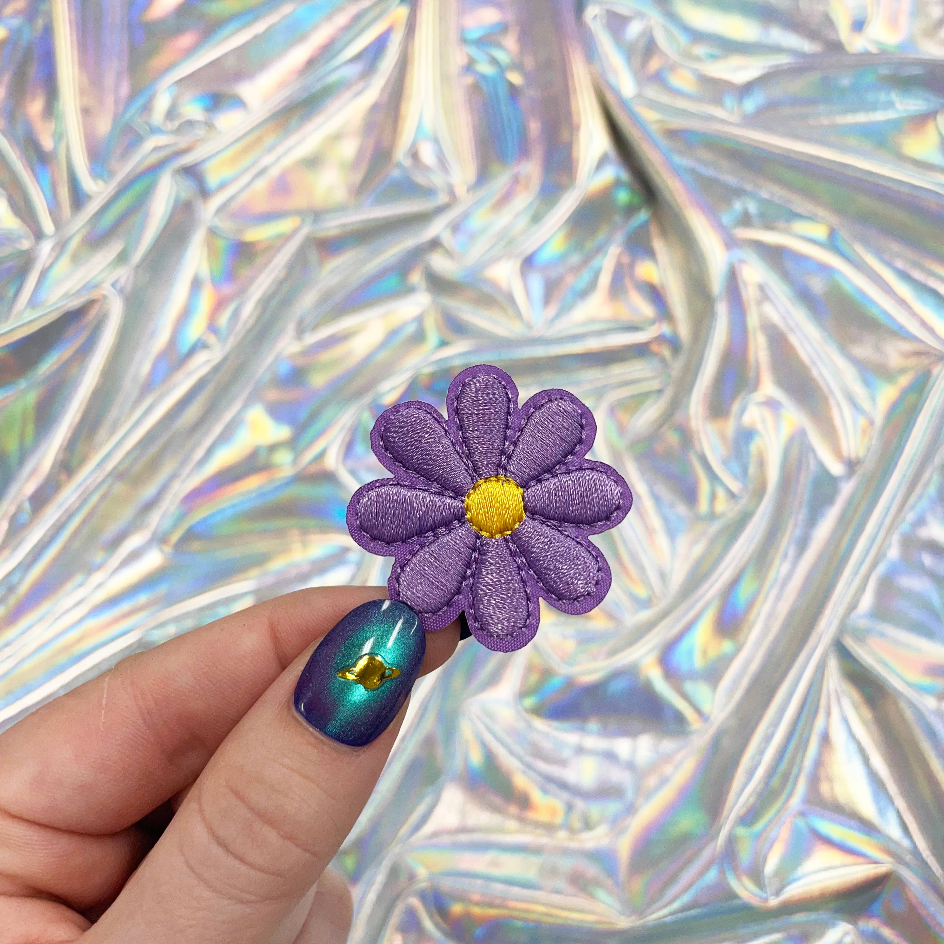 The Crafty Engineer - Vendita all'ingrosso Toppe - Piccole toppe termoadesive ricamate a forma di margherita14