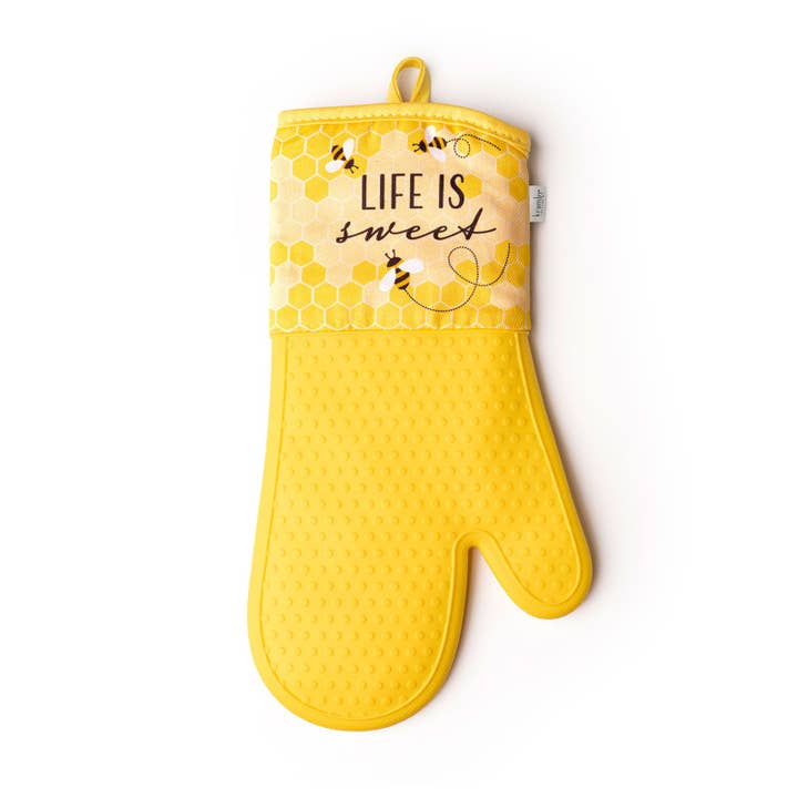DM Merchandising - Wholesale Oven mitt/pot holder - Krumbs Kitchen Homemade Happiness Silicone Oven Mitts Open S6