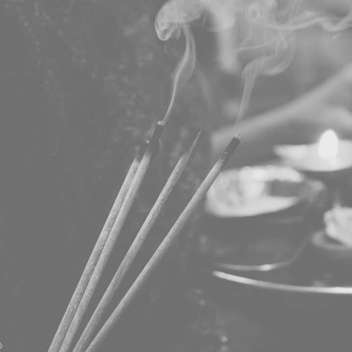 jeg fortjener serendipity lys - nag champa & kaprifolie for engroshandel hos je mérite, i deserve