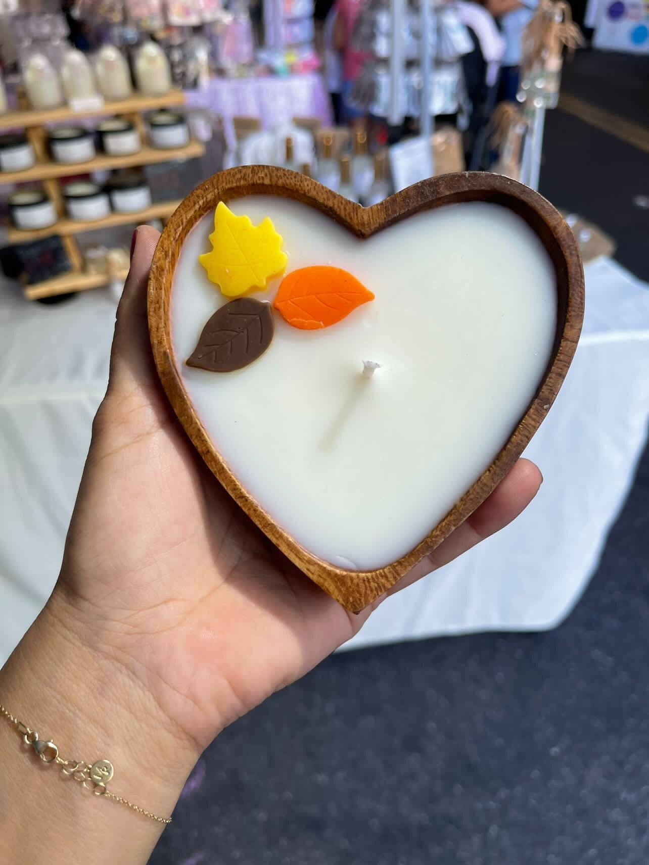 Woodware&Co - Wholesale Decorative Plate/Dish/Bowl - WHOLESALE Wooden Heart Bowls4