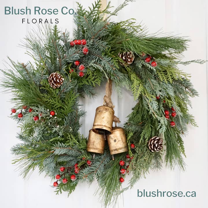 Wilco Home - Wholesale Bunting/Garland - 14 pc Festival Bell Garland Burnished Gold Finish