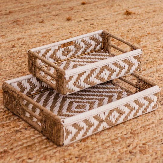 Bandeja Heera de yute natural, pequeña para venta al por mayor de Sirohi